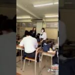 イケメンを見てメス顔になってしまう女子高生